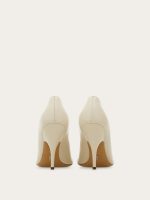 Ferragamo Bridal – Mini bow pump - Image 2